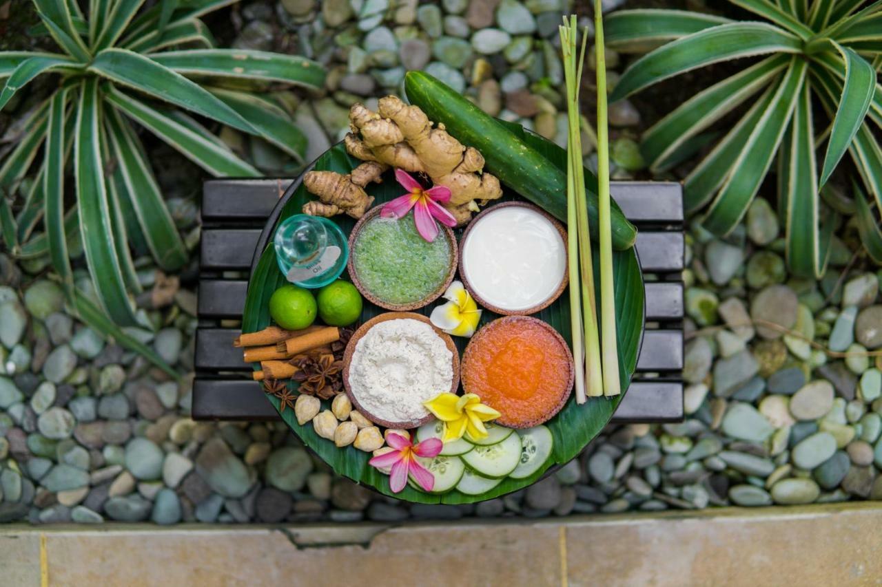 Furamaxclusive Ocean Beach Seminyak Bali Legian Eksteriør billede Ayurvedic spa ingredients